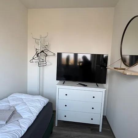 Apartment Sweet Sleep *